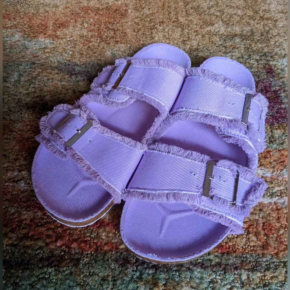 Lavender 🪻 Birkenstock - style Ladies Sandals